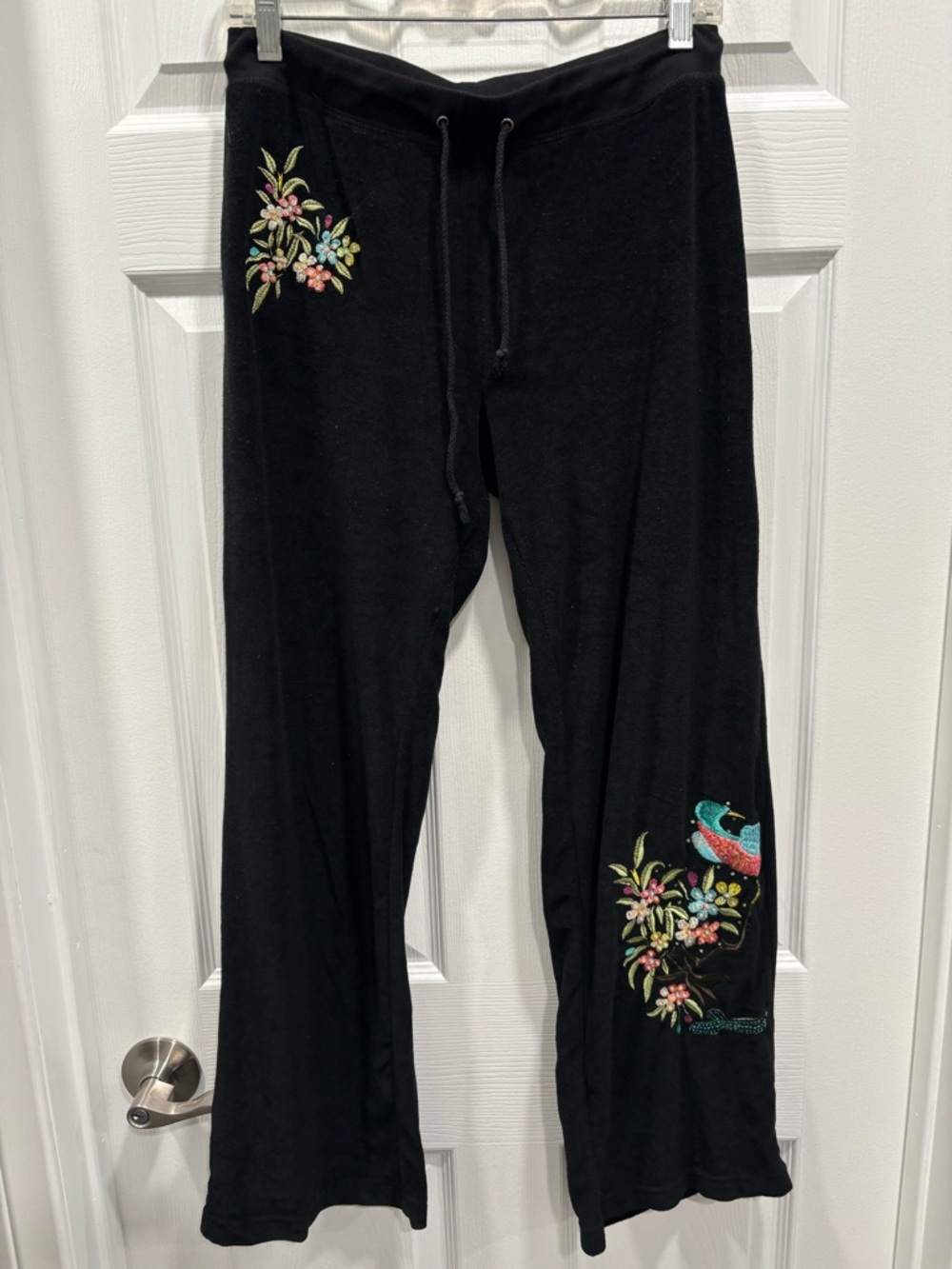 BCBGMaxAzria Embroided/stitch relaxed pants